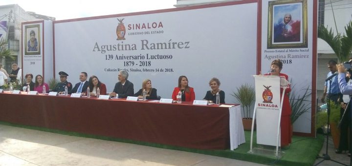Convierten ceremonia del premio Agustina Ramírez en mitin priísta