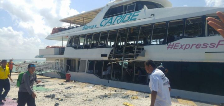 Explota ferry de Barcos Caribe en Playa del Carmen