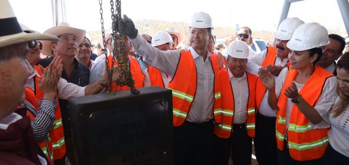 Autoridades ponen la primera piedra de Rastro TIF Municipal en Mazatlán