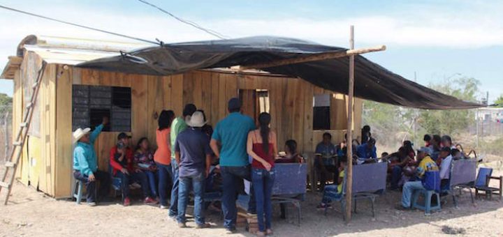 Familias desplazadas en Sinaloa denuncian fraude