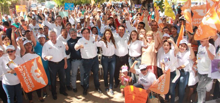 Héctor Melesio Cuén Ojeda realiza gira de trabajo por el municipio de El Fuerte