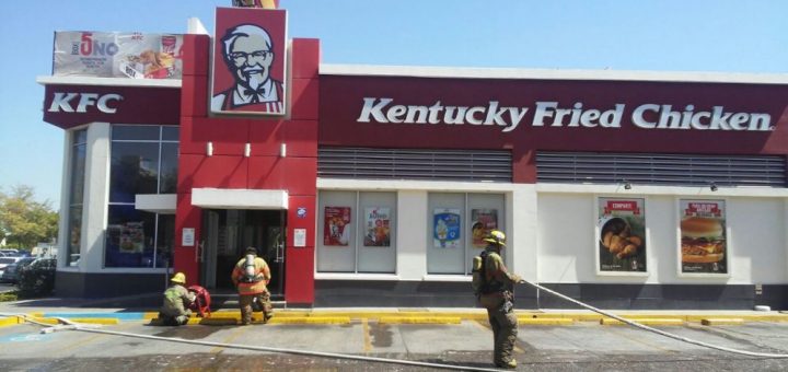 Restaurante KFC en Tres Ríos se incendia