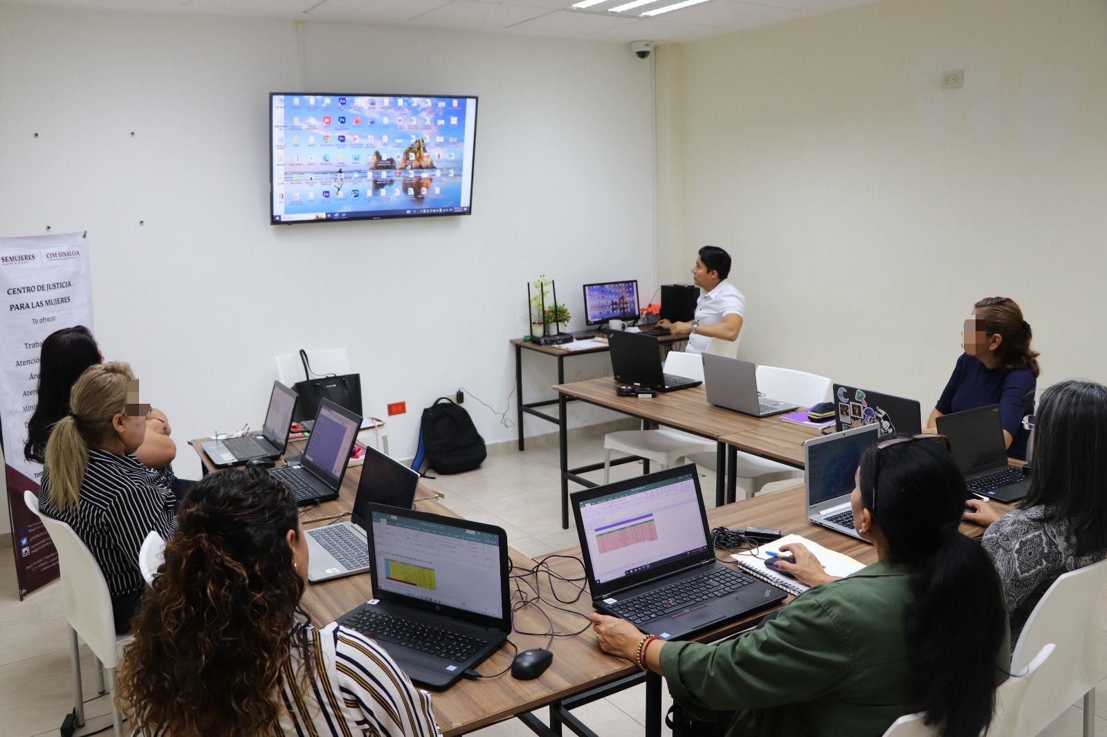 Culmina El Segundo Curso De Computación Básica Dirigido A Usuarias Del